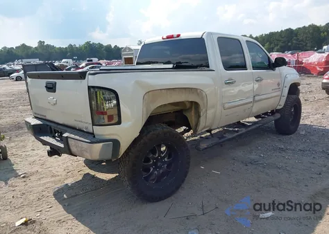 2013 Chevrolet Silverado 1500 Lt z USA, uszkodzony, nr VIN 3GCPKSE77DG346462